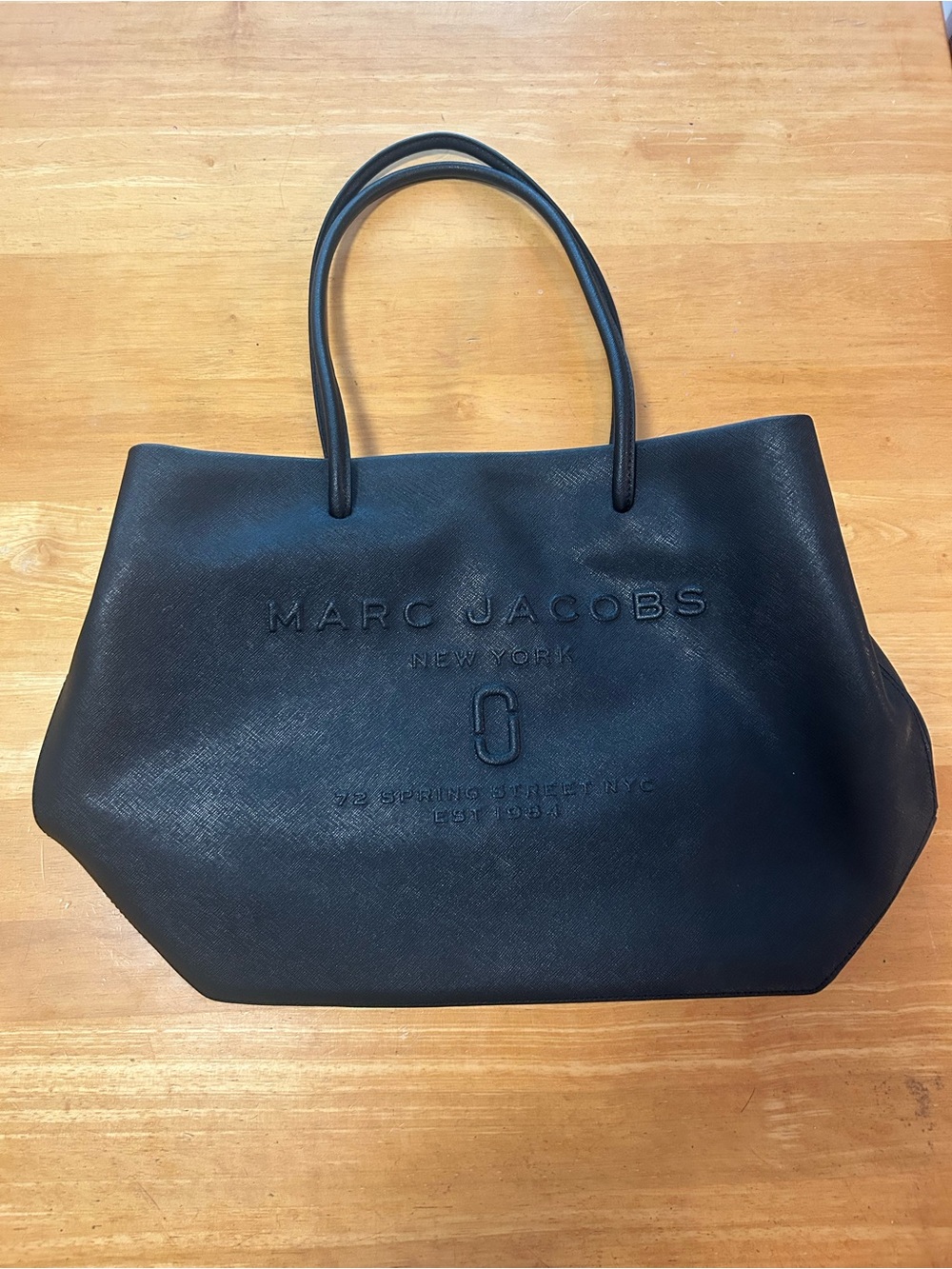Marc Jacob’s black leather tote